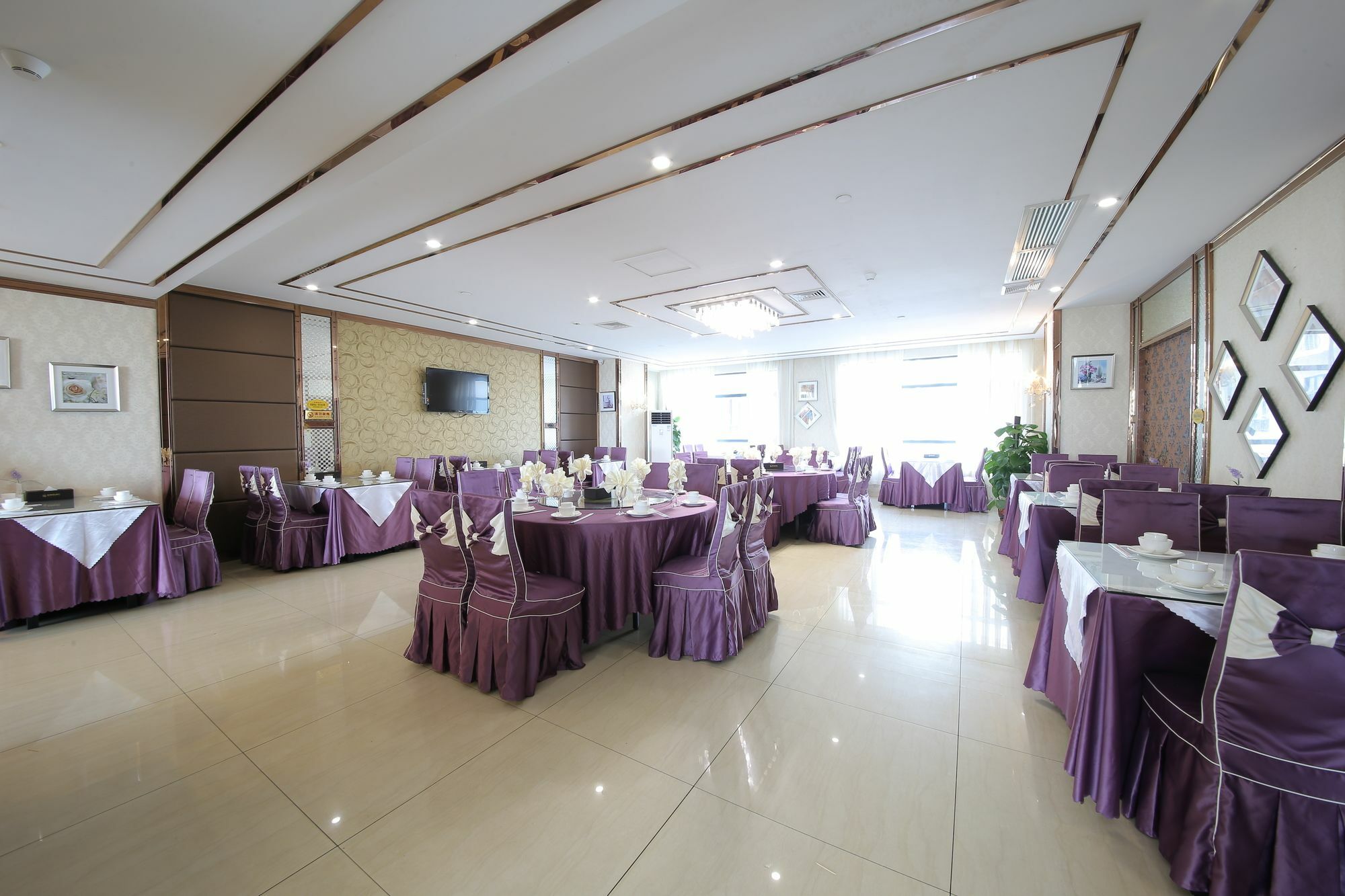 Oubon International Hotel Kanton Zewnętrze zdjęcie